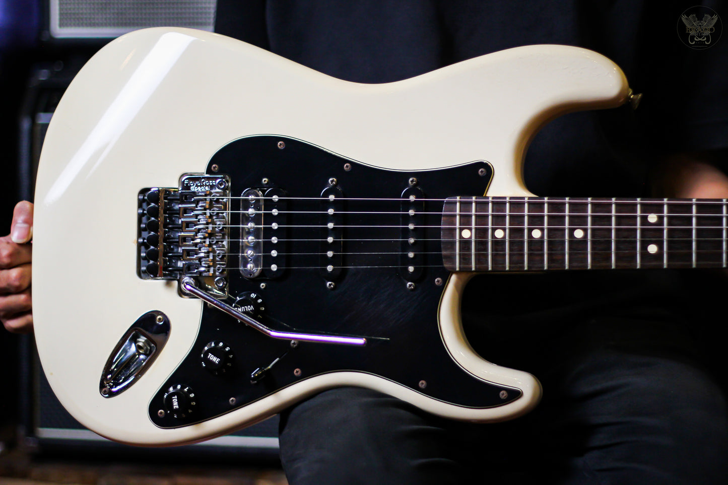 2015 FENDER STANDARD STRATOCASTER HSS w FLOYD ROSE OLYMPIC WHITE MADE IN MEXICO (USED)