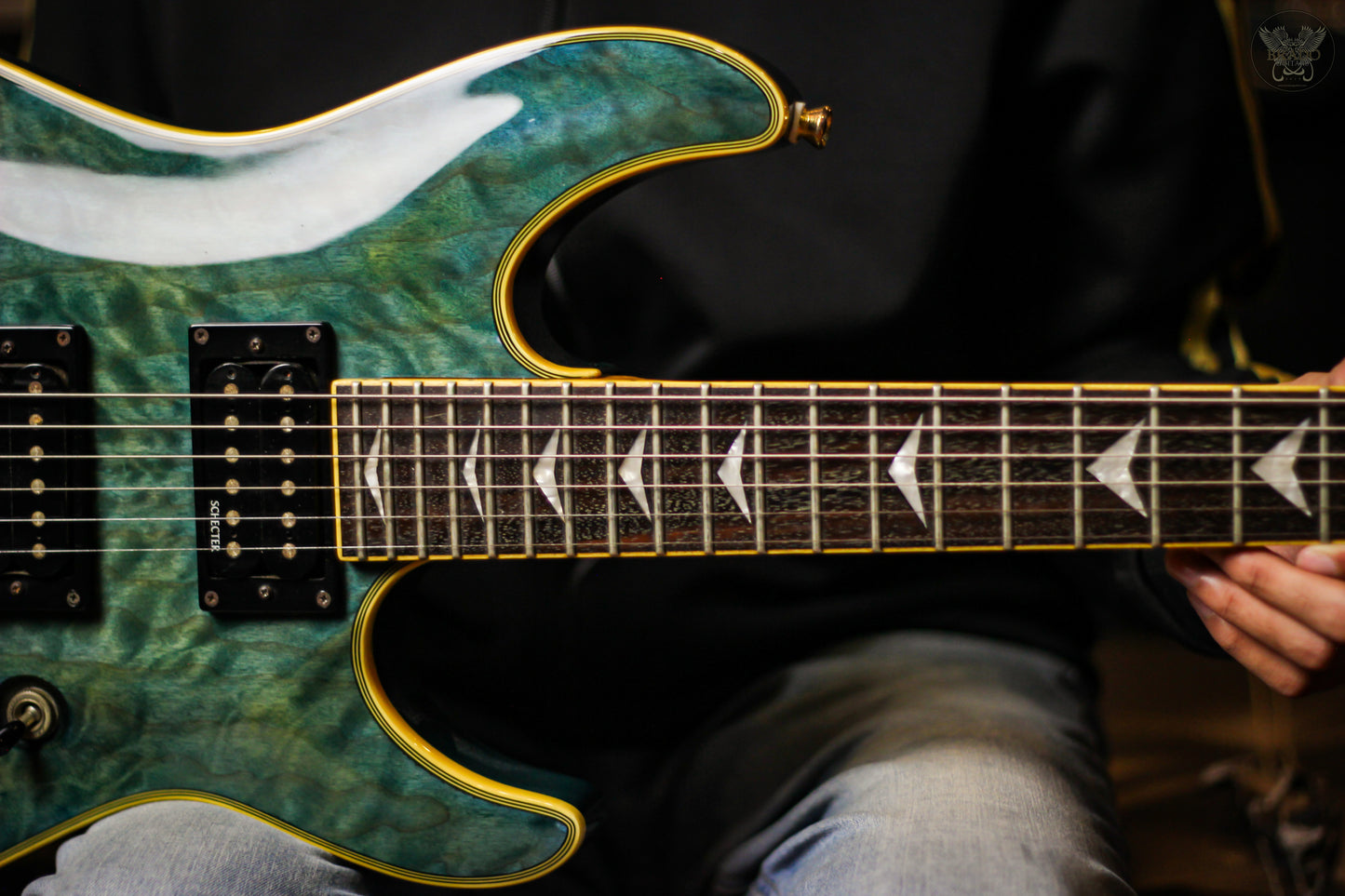 2009 SCHECTER OMEN EXTREME-6 (USED)