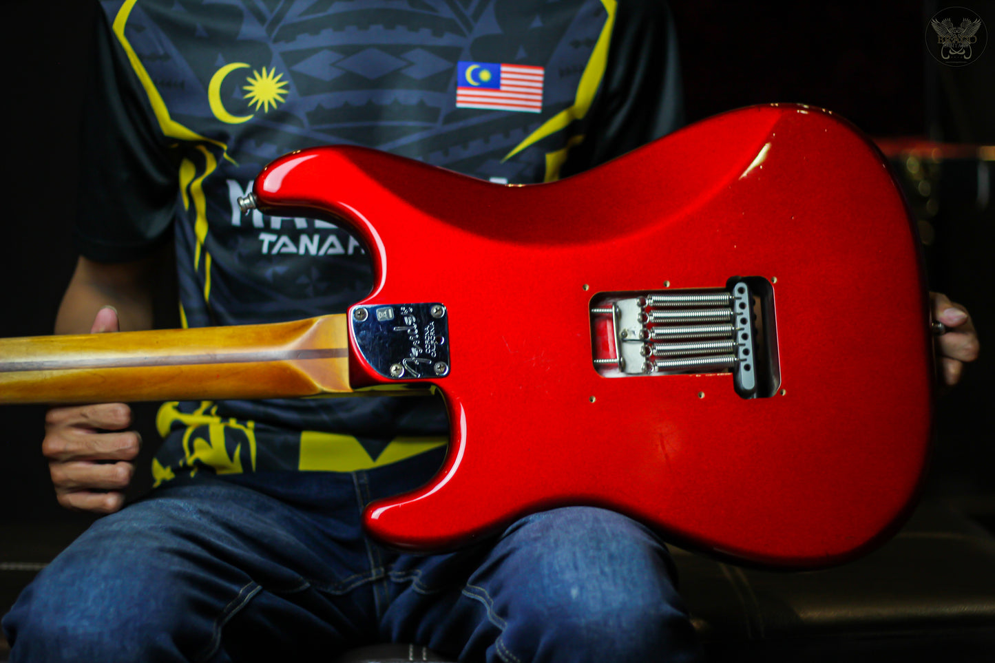 2007 FENDER AMERICAN DELUXE STRATOCASTER® "V" NECK CANDY APPLE RED MADE IN USA (USED- HEAVY MODS)