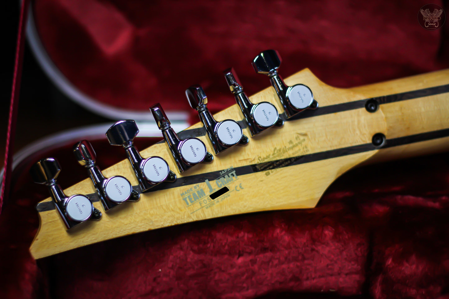 2005 IBANEZ PRESTIGE UNIVERSE UV777P STEVE VAI SIGNATURE GUITAR w IBANEZ PRESTIGE OHSC MADE IN JAPAN (MINT)