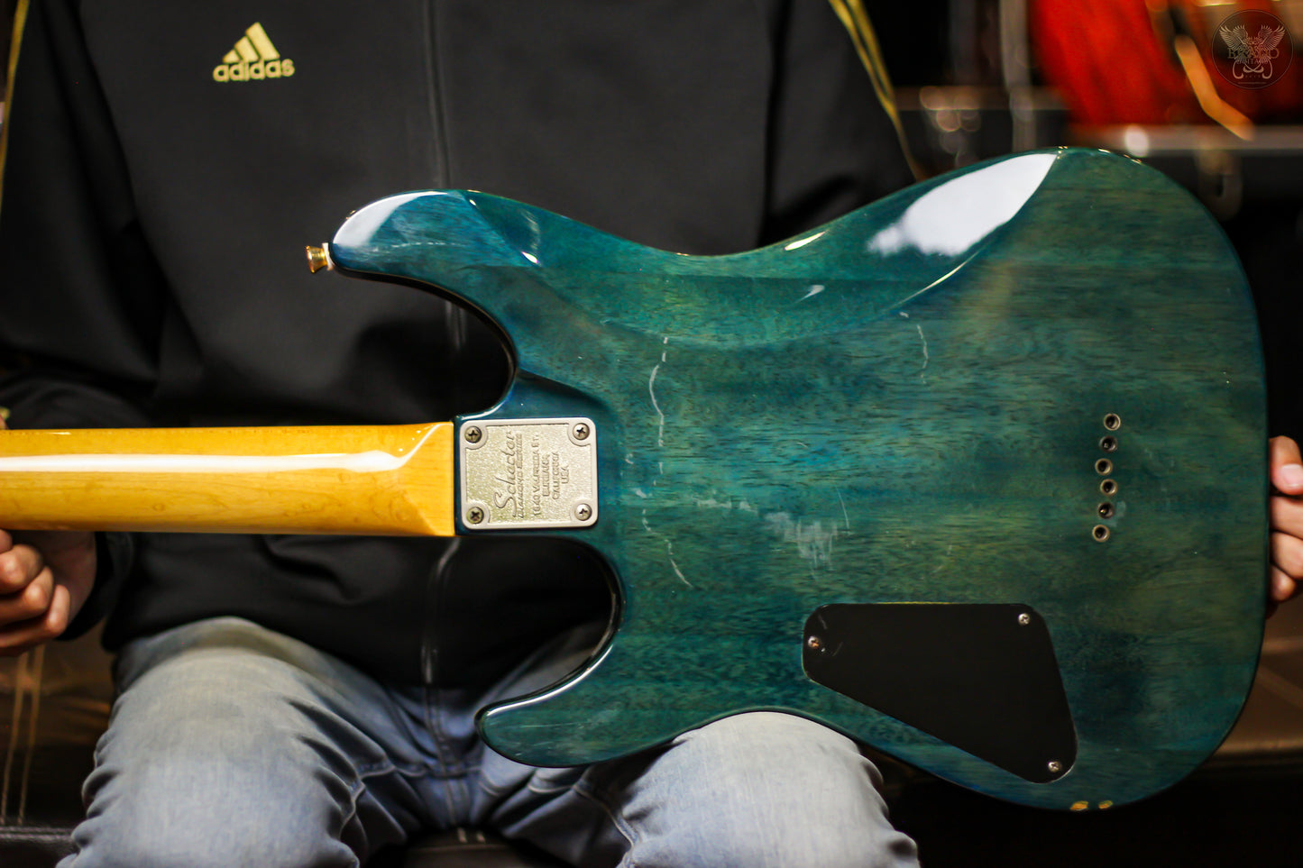2009 SCHECTER OMEN EXTREME-6 (USED)