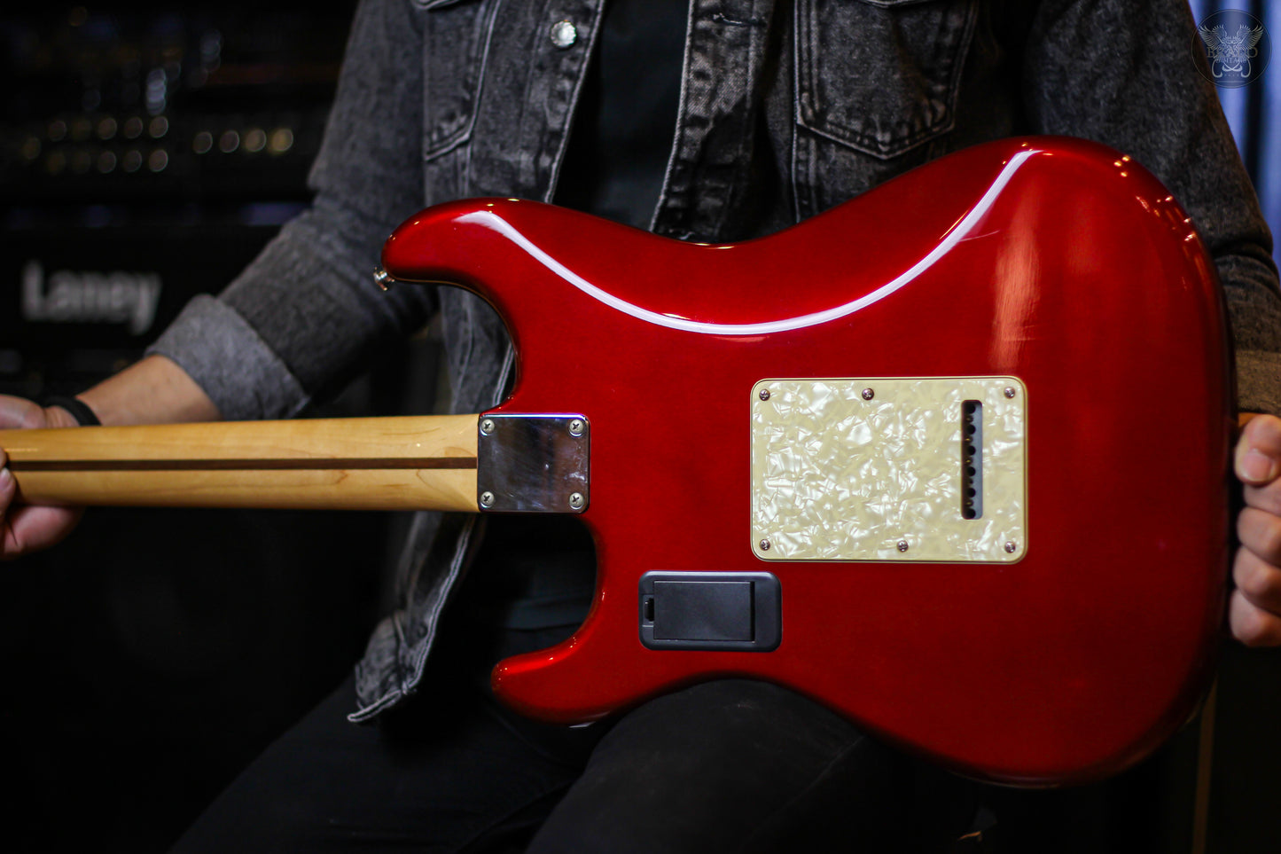 2013 FENDER DELUXE ROADHOUSE™ STRATOCASTER® SSS CANDY APPLE RED MADE IN MEXICO (USED)