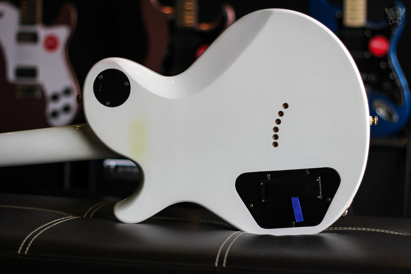 DEAN DECEIVER CLASSIC WHITE MADE IN KOREA (USED)