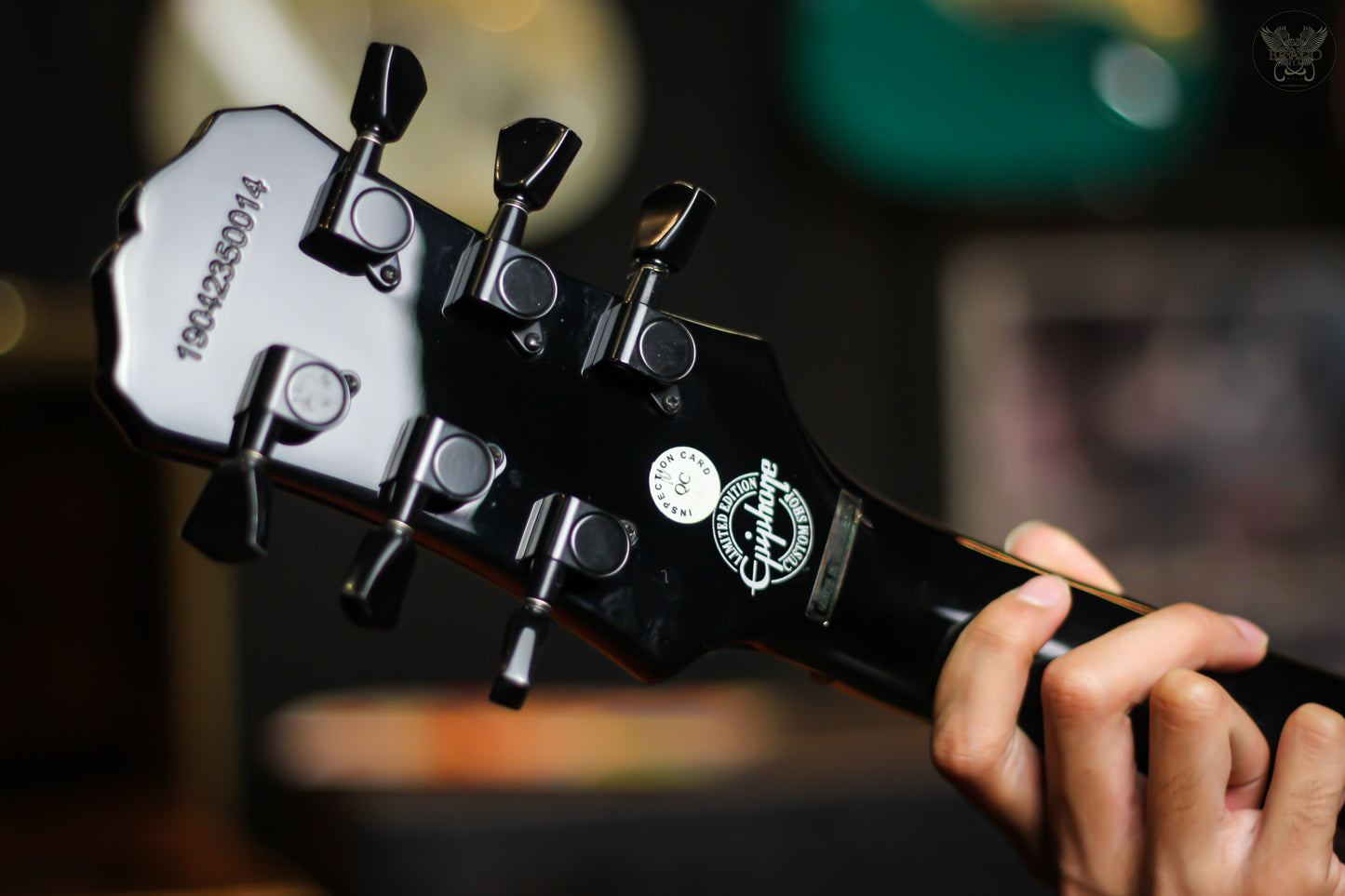 2019 EPIPHONE LIMITED EDITION MATT HEAFY LES PAUL CUSTOM SIGNATURE GUITAR w EPIPHONE HARDCASE (USED)