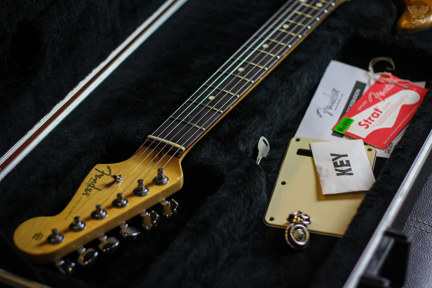 2009 FENDER AMERICAN STANDARD STRATOCASTER HSS FIREMIST GOLD w FENDER SKB HARDCASE MADE IN USA (USED)