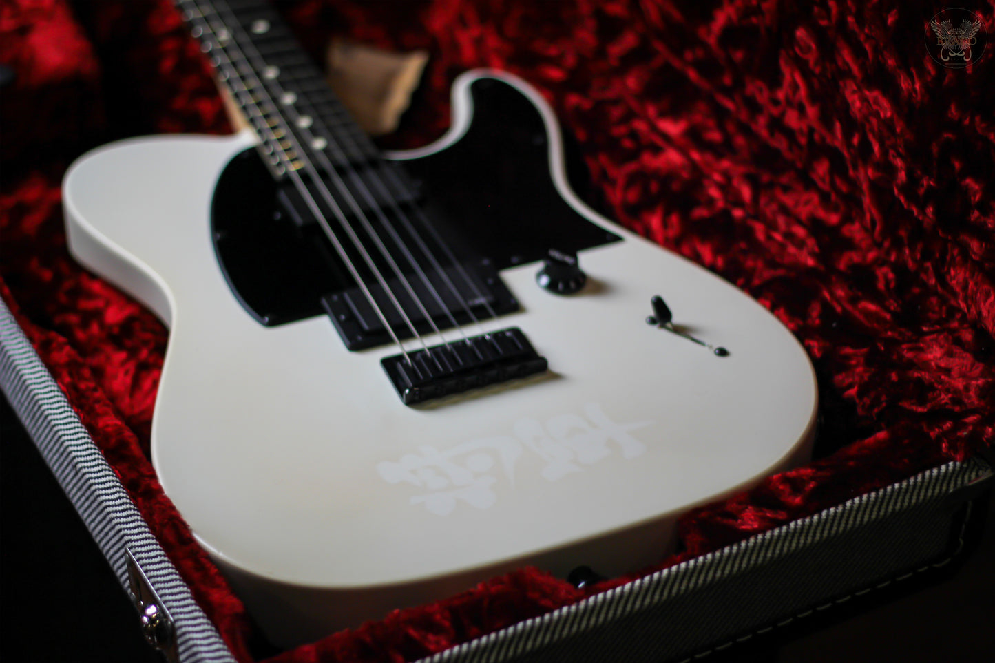 2019 FENDER ARTIST JIM ROOT SIGNATURE TELECASTER FLAT WHITE w FENDER BLACK TWEED HARDCASE (USED)