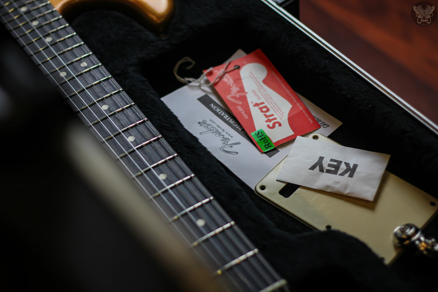 2009 FENDER AMERICAN STANDARD STRATOCASTER HSS FIREMIST GOLD w FENDER SKB HARDCASE MADE IN USA (USED)