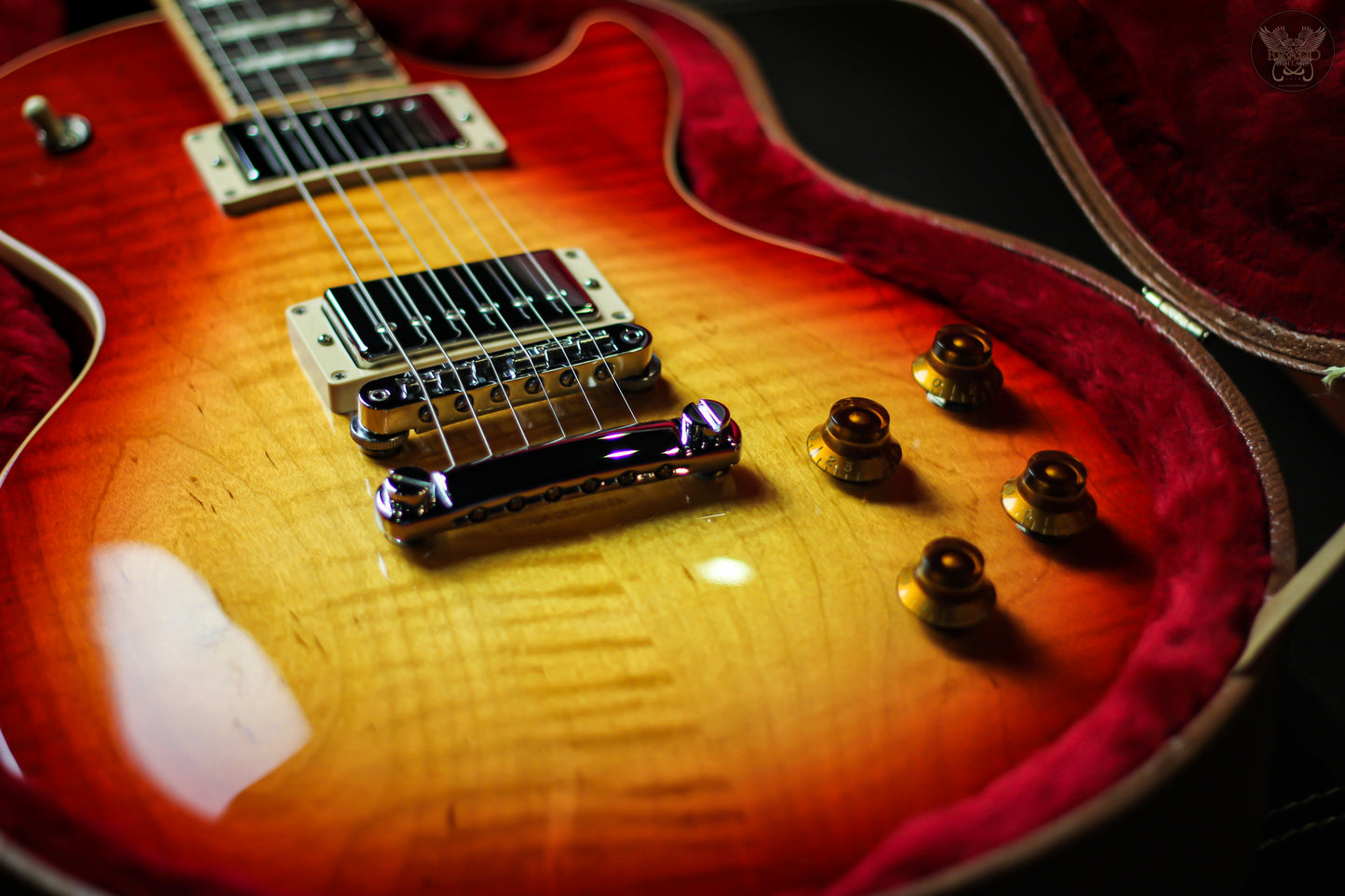 GIBSON 2017 LES PAUL STANDARD T HERITAGE CHERRY SUNBURST w OHSC MADE IN USA (MINT)