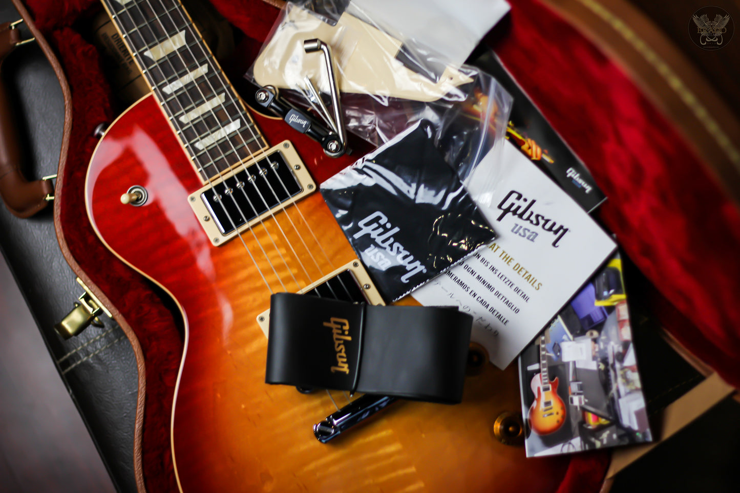 GIBSON 2017 LES PAUL STANDARD T HERITAGE CHERRY SUNBURST w OHSC MADE IN USA (MINT)