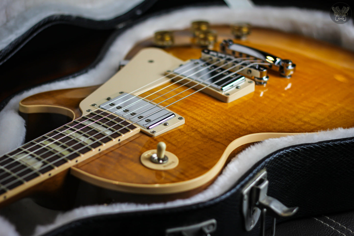 GIBSON 2010 LES PAUL TRADITIONAL PLUS HONEY BURST w GIBSON OHSC MADE IN USA (MINT)