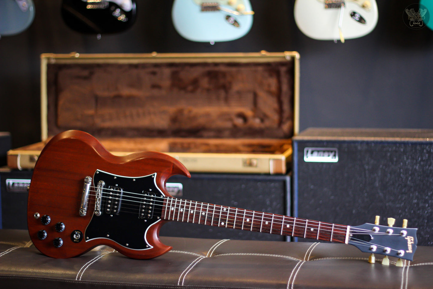 2018 GIBSON SG FADED WORN BOURBON w GIBSON ASSFCASE PREMIUM SOFT CASE MADE IN USA (MINT)