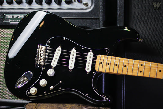 1993/94 FENDER STRATOCASTER ST-43 STANDARD SERIES MADE IN JAPAN (USED)