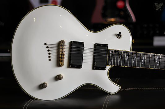 DEAN DECEIVER CLASSIC WHITE MADE IN KOREA (USED)