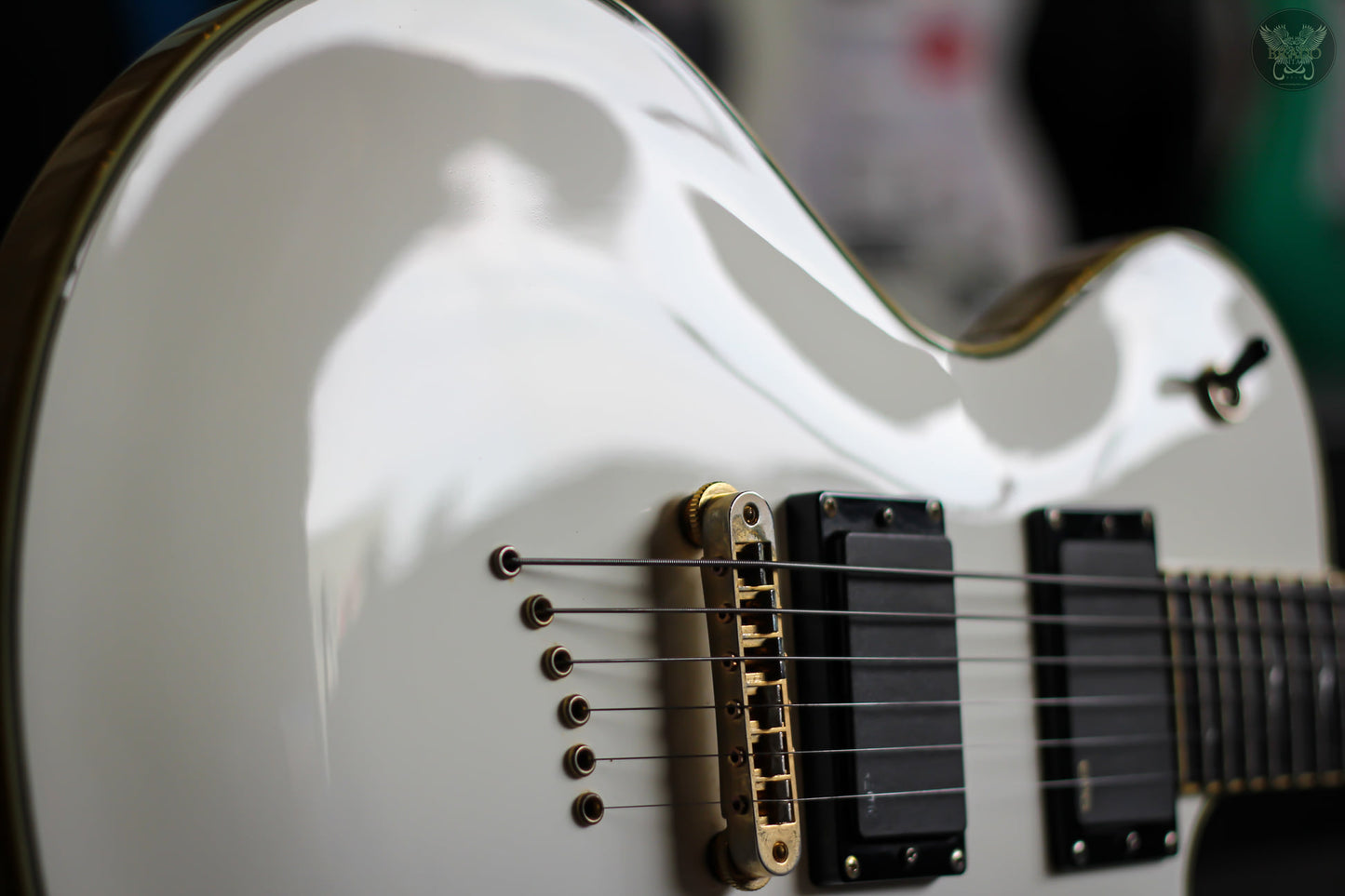 DEAN DECEIVER CLASSIC WHITE MADE IN KOREA (USED)