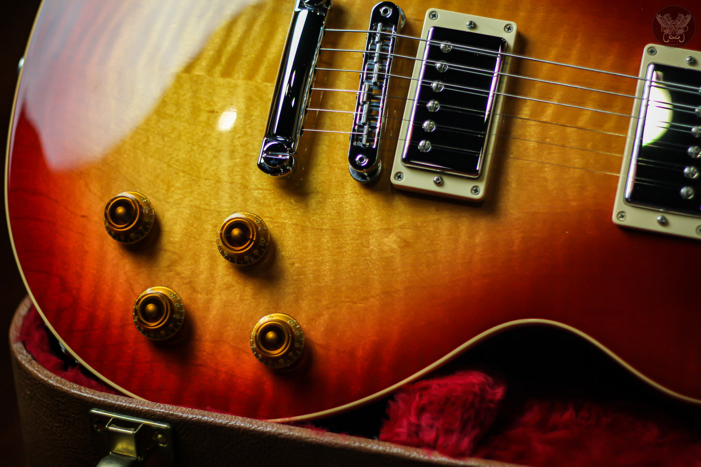 GIBSON 2017 LES PAUL STANDARD T HERITAGE CHERRY SUNBURST w OHSC MADE IN USA (MINT)