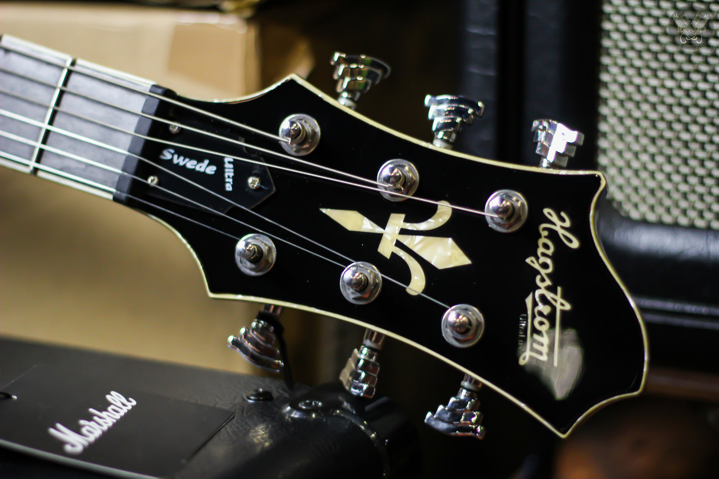 HAGSTROM ULTRA SWEDE GOLDEN EAGLE BURST
