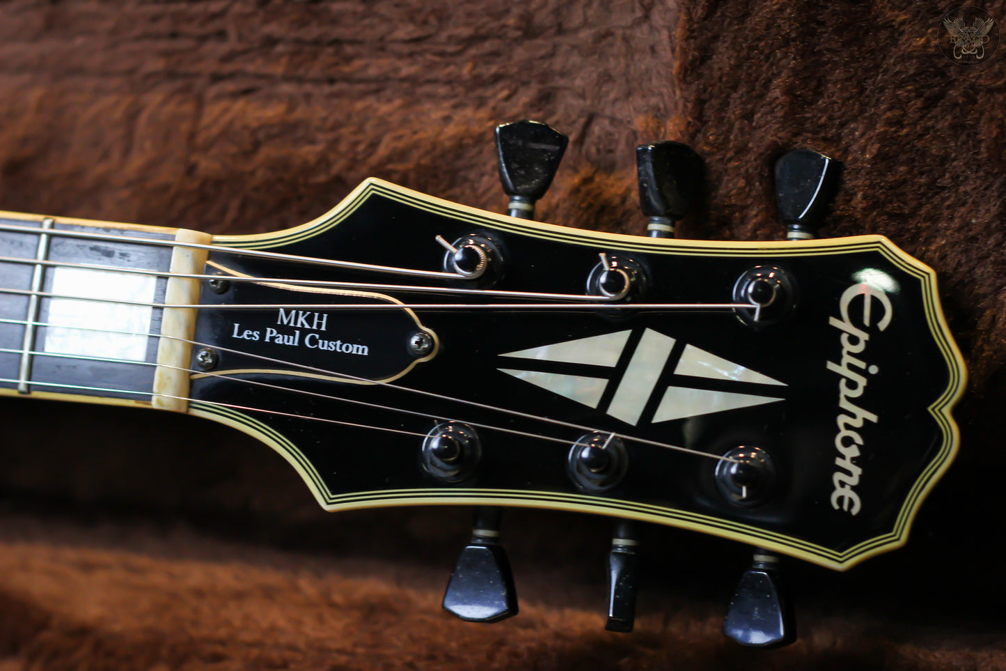 EPIPHONE LIMITED EDITION MATT HEAFY LES PAUL CUSTOM SIGNATURE GUITAR (USED)