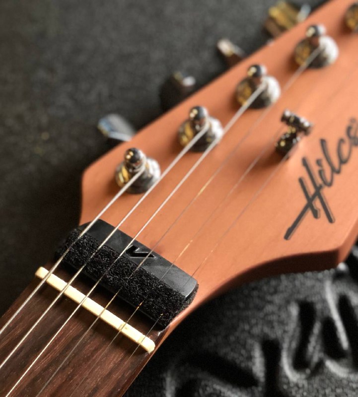 GRUV GEAR FretWedge™ Headstock Dampener (2-Pcs)
