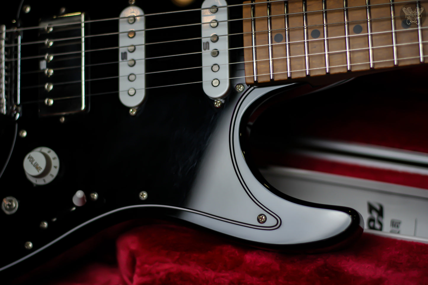 2021 IBANEZ PRESTIGE AZ2204B BLACK w OHCS MADE IN JAPAN (MINT)