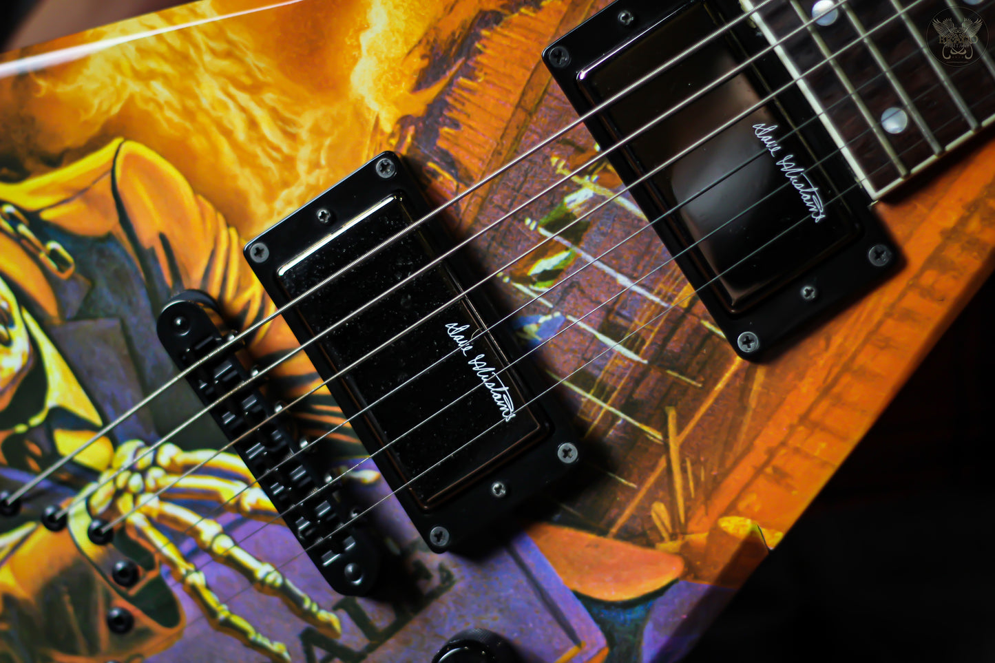 DEAN DAVE MUSTAINE VMNT PEACE SELLS GRAPHIC SIGNATURE GUITAR (USED)
