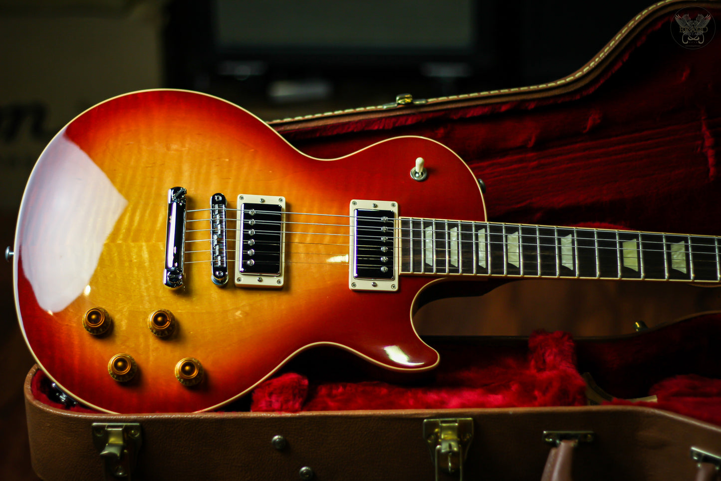 GIBSON 2017 LES PAUL STANDARD T HERITAGE CHERRY SUNBURST w OHSC MADE IN USA (MINT)