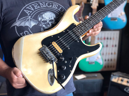 *RARE* 1984 KRAMER STRIKER 300ST MADE IN KOREA (USED)