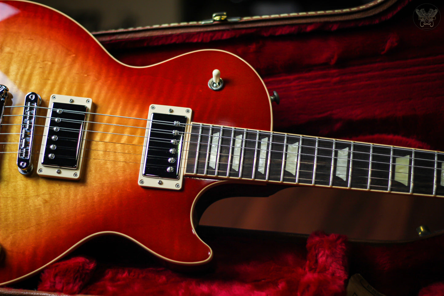 GIBSON 2017 LES PAUL STANDARD T HERITAGE CHERRY SUNBURST w OHSC MADE IN USA (MINT)