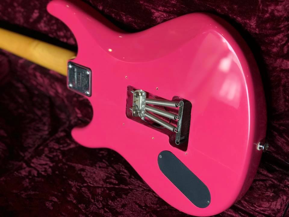 1988 WASHBURN G-2V (G-2V/P) VIOLENT PINK MADE IN KOREA (USED)