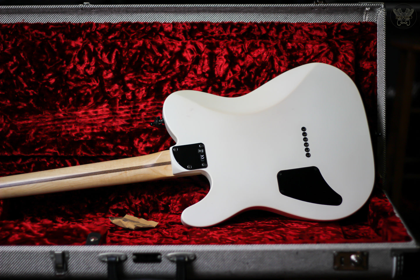 2019 FENDER ARTIST JIM ROOT SIGNATURE TELECASTER FLAT WHITE w FENDER BLACK TWEED HARDCASE (USED)