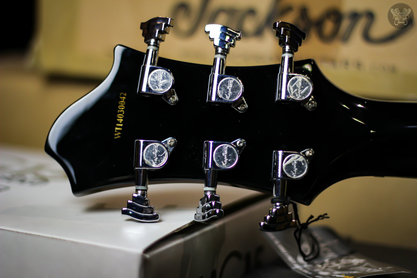 HAGSTROM ULTRA SWEDE GOLDEN EAGLE BURST