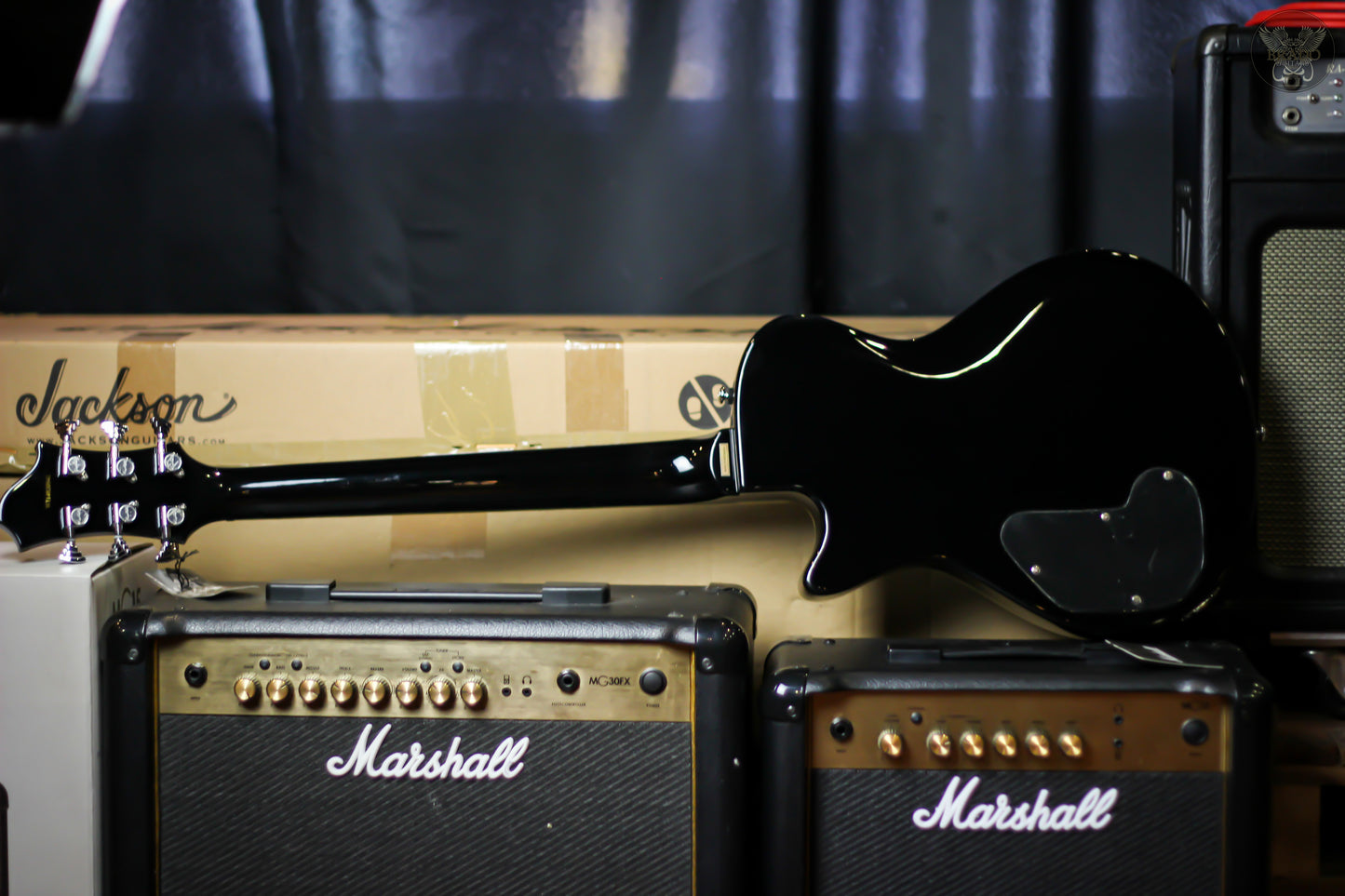 HAGSTROM ULTRA SWEDE GOLDEN EAGLE BURST