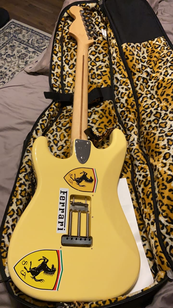 2015 FENDER ST-72 STRATOCASTER MALMSTEEN MOD MADE IN JAPAN (USED)