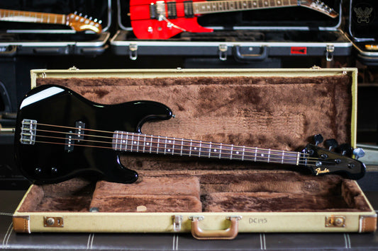 **RARE** 04-05 FENDER JAPAN PRECISION BASS '62 PB62-72AB "ALL BLACK" CRAFTED IN JAPAN (USED)