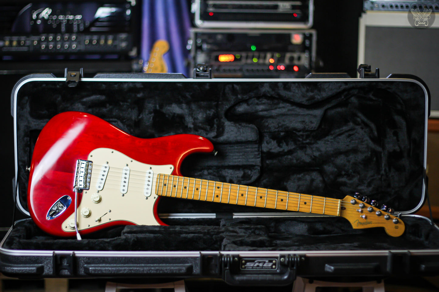 2003 FENDER HIGHWAY ONE™ STRATOCASTER® MAPLE FINGERBOARD CRIMSON RED TRANSPARENT MADE IN USA (USED)