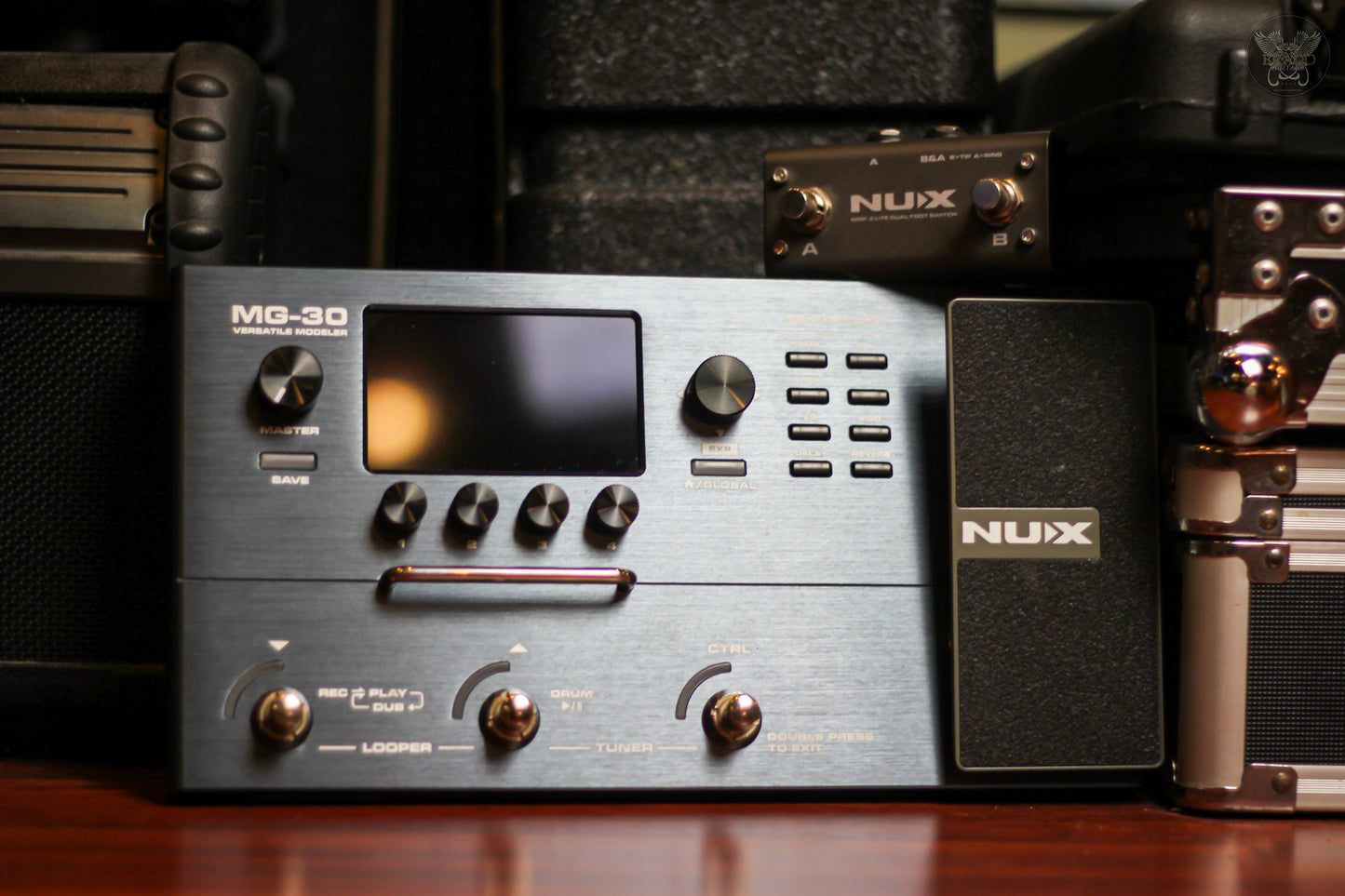 NUX MG-30 VERSATILE MODELLER/MULTI EFFECTS PEDAL w NUX NMP-2 DUAL FOOTSWITCH (USED)