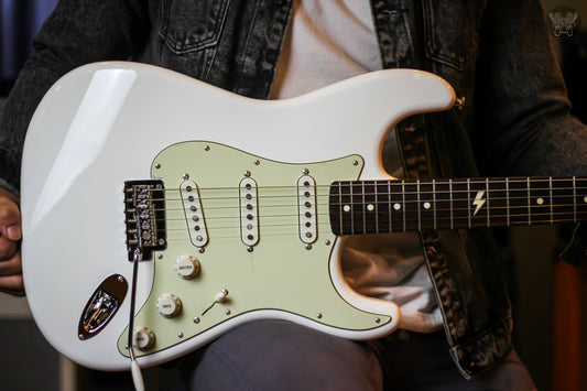 FENDER JAPAN SHAM KAMIKAZE SIGNATURE REVERSE HEADSTOCK STRATOCASTER MADE IN JAPAN (MINT)