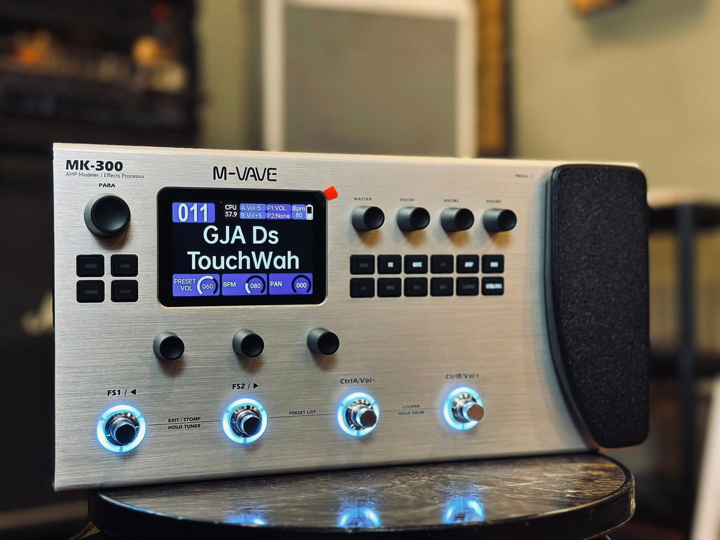 M-VAVE MK-300 Guitar Multi-Effect Processor (Brand New)