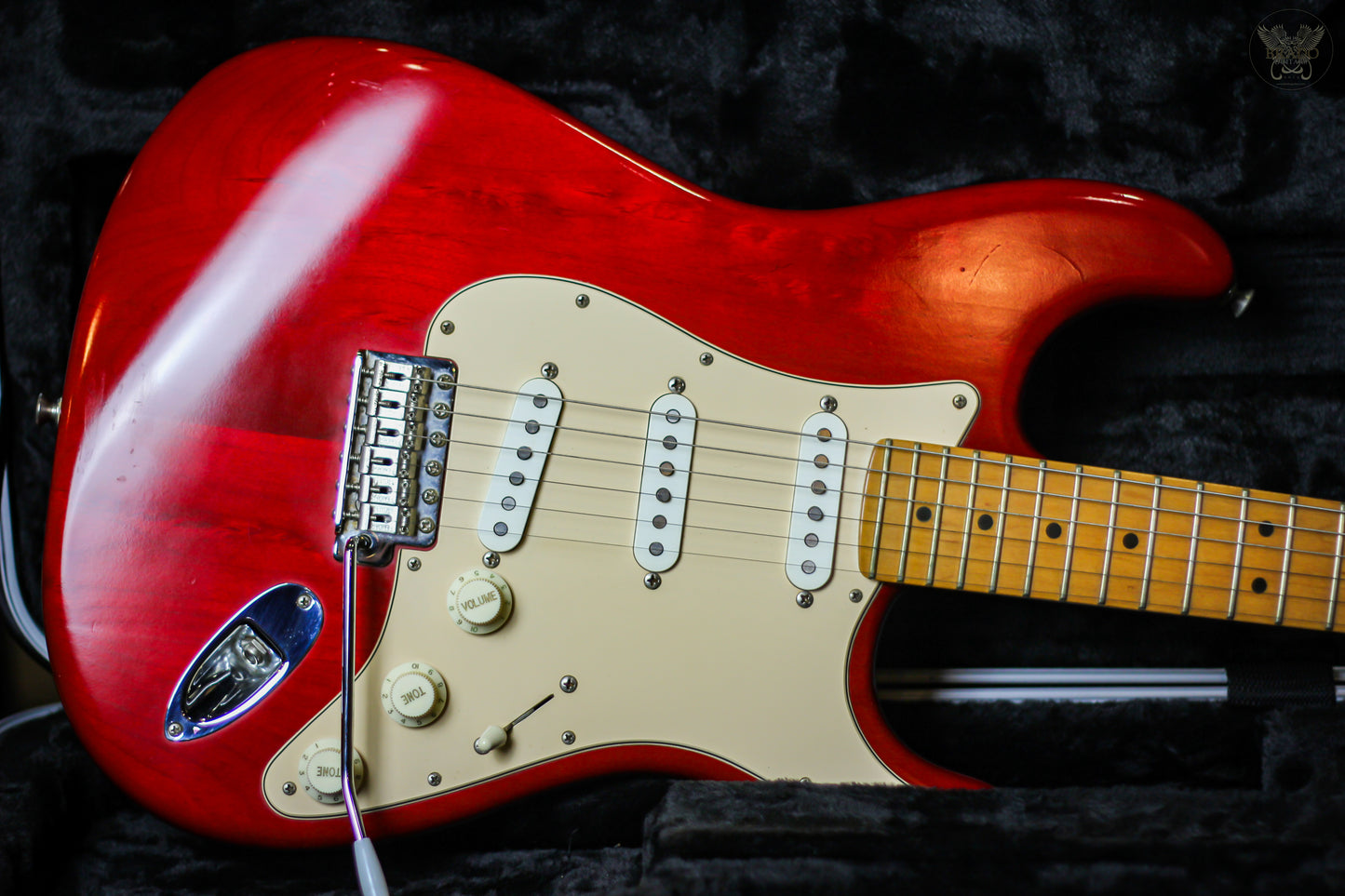 2003 FENDER HIGHWAY ONE™ STRATOCASTER® MAPLE FINGERBOARD CRIMSON RED TRANSPARENT MADE IN USA (USED)
