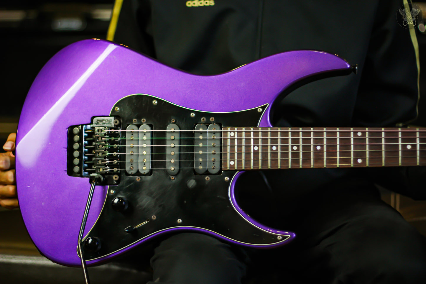 **RARE** 91-93 YAMAHA YG-621 (LET IT ROCK) PURPLE METALLIC w YAMAHA ORIGINAL HARDCASE (USED)