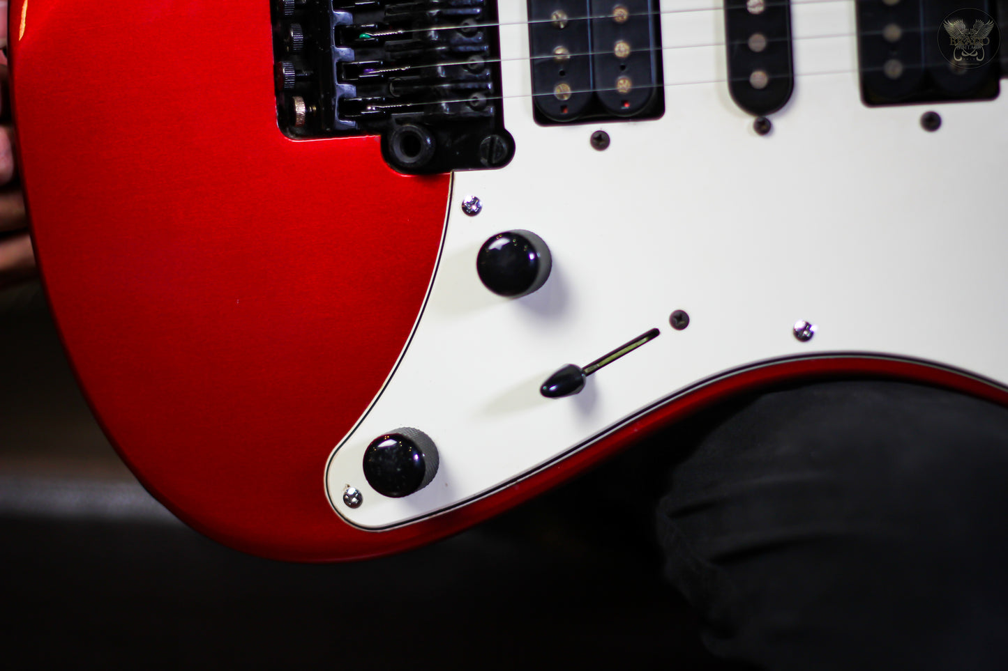 **RARE** 91-93 YAMAHA YG-521 (LET IT ROCK) RED METALLIC w YAMAHA ORIGINAL CASE (USED)