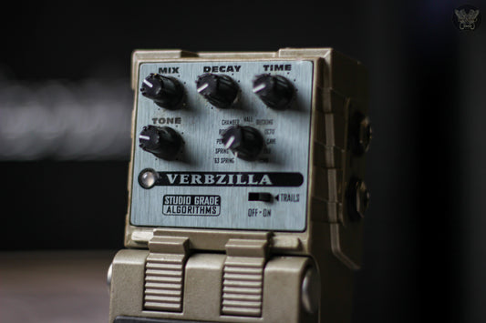LINE 6 TONECORE VERBZILLA REVERB PEDAL (USED)