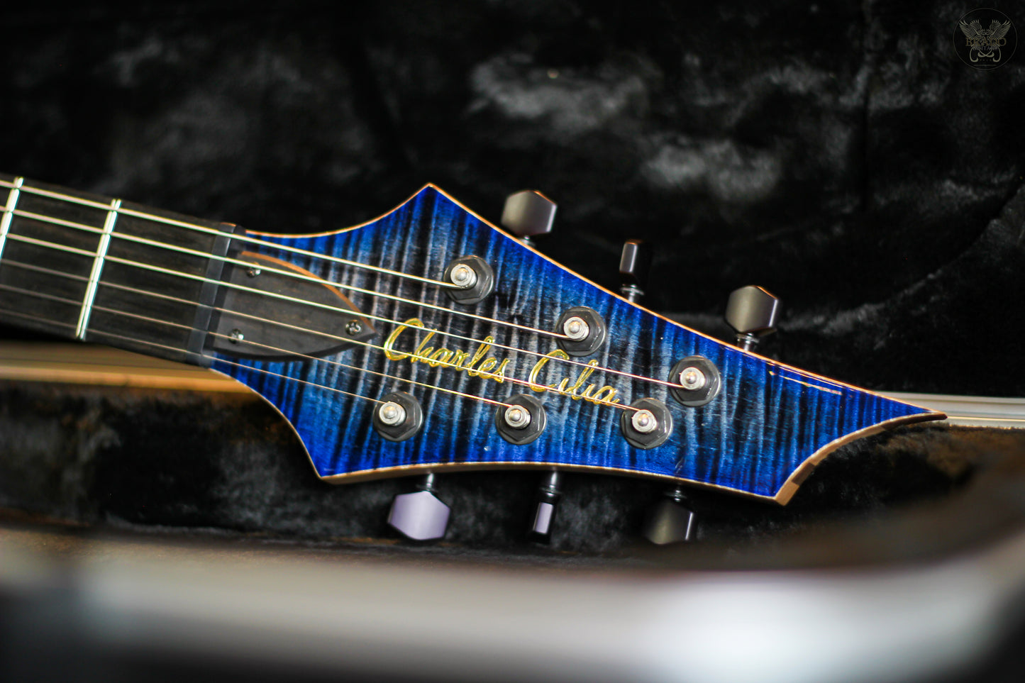 **RARE** CHARLES CILIA CGA6 CUSTOM HANDCRAFTED BY CHARLES CILIA w SKB HARDCASE HANDCRAFTED IN AUSTRALIA (MINT)
