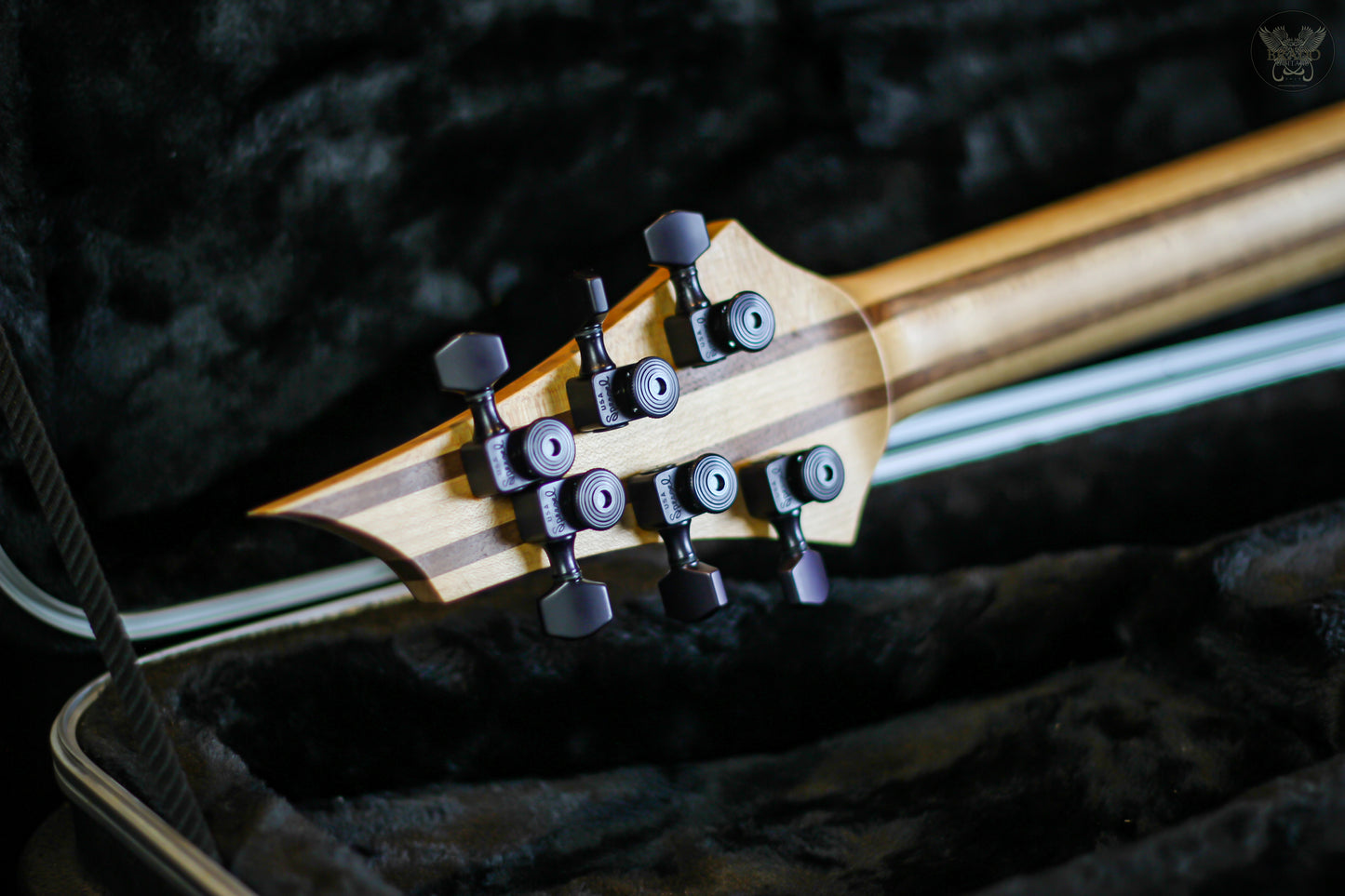 **RARE** CHARLES CILIA CGA6 CUSTOM HANDCRAFTED BY CHARLES CILIA w SKB HARDCASE HANDCRAFTED IN AUSTRALIA (MINT)