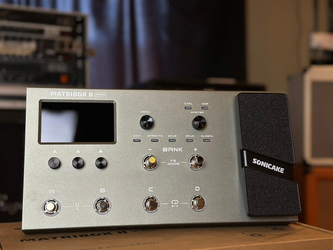 Sonicake QME-200 Matribox II Pro Multi Effects Processor Pedal (BRAND NEW)