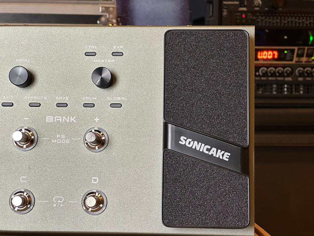 Sonicake QME-200 Matribox II Pro Multi Effects Processor Pedal (BRAND NEW)