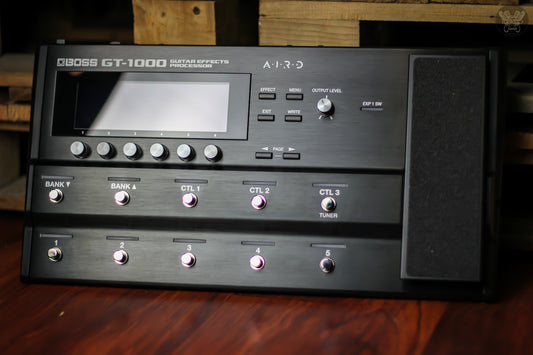 BOSS GT-1000 GUITAR MULTIEFFECTS PROCESSOR (NEW-OPEN BOX)