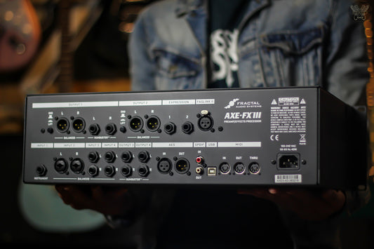 FRACTAL AUDIO AXE-FX III PREAMPS/EFFECTS PROCESSOR (USED)