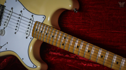 **RARE**2002 FENDER YNGWIE MALMSTEEN SIGNATURE ST71-140YM YWH CRAFTED IN JAPAN w FENDER TWEED CASE (USED)